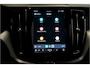 Volvo XC60 2.0 T6 AWD Long Range 293kW/399pk Aut8 Recharge Plus Bright BOWERS&WILKINS + PANORAMADAK + PILOT ASSIST + ADAPT.CRUISE + STOELVERWARMING V&A + STUURVERWARMING + CAMERA + PD-GLASS + GOOGLE DASH + KEYLESS ENTRY&GO + PARKSENSOREN V&A + 19" LM-VELGEN!!