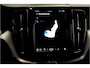 Volvo XC60 2.0 T6 AWD Long Range 293kW/399pk Aut8 Recharge Plus Bright BOWERS&WILKINS + PANORAMADAK + PILOT ASSIST + ADAPT.CRUISE + STOELVERWARMING V&A + STUURVERWARMING + CAMERA + PD-GLASS + GOOGLE DASH + KEYLESS ENTRY&GO + PARKSENSOREN V&A + 19" LM-VELGEN!!