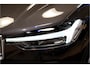 Volvo XC60 2.0 T6 AWD Long Range 293kW/399pk Aut8 Recharge Plus Bright BOWERS&WILKINS + PANORAMADAK + PILOT ASSIST + ADAPT.CRUISE + STOELVERWARMING V&A + STUURVERWARMING + CAMERA + PD-GLASS + GOOGLE DASH + KEYLESS ENTRY&GO + PARKSENSOREN V&A + 19" LM-VELGEN!!