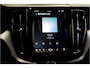 Volvo XC60 2.0 T6 AWD Long Range 293kW/399pk Aut8 Recharge Plus Bright BOWERS&WILKINS + PANORAMADAK + PILOT ASSIST + ADAPT.CRUISE + STOELVERWARMING V&A + STUURVERWARMING + CAMERA + PD-GLASS + GOOGLE DASH + KEYLESS ENTRY&GO + PARKSENSOREN V&A + 19" LM-VELGEN!!