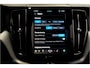 Volvo XC60 2.0 T6 AWD Long Range 293kW/399pk Aut8 Recharge Plus Bright BOWERS&WILKINS + PANORAMADAK + PILOT ASSIST + ADAPT.CRUISE + STOELVERWARMING V&A + STUURVERWARMING + CAMERA + PD-GLASS + GOOGLE DASH + KEYLESS ENTRY&GO + PARKSENSOREN V&A + 19" LM-VELGEN!!