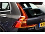 Volvo XC60 2.0 T6 AWD Long Range 293kW/399pk Aut8 Recharge Plus Bright BOWERS&WILKINS + PANORAMADAK + PILOT ASSIST + ADAPT.CRUISE + STOELVERWARMING V&A + STUURVERWARMING + CAMERA + PD-GLASS + GOOGLE DASH + KEYLESS ENTRY&GO + PARKSENSOREN V&A + 19" LM-VELGEN!!