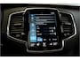 Volvo XC90 2.0 T8 AWD 287kW/390pk Aut8 Twin Engine Inscription 7P LUCHTVERING + PANORAMADAK + HARMAN/KARDON + ADAPT.CRUISE + 360 CAMERA + PILOT ASSIST + STOEL-&STUURVERWARMING + EL.TREKHAAK + HEAD-UP + BLIS + LANE ASSIST + PARKSENSOREN + 20" LM-VELGEN!!