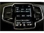 Volvo XC90 2.0 T8 AWD 287kW/390pk Aut8 Twin Engine Inscription 7P LUCHTVERING + PANORAMADAK + HARMAN/KARDON + ADAPT.CRUISE + 360 CAMERA + PILOT ASSIST + STOEL-&STUURVERWARMING + EL.TREKHAAK + HEAD-UP + BLIS + LANE ASSIST + PARKSENSOREN + 20" LM-VELGEN!!