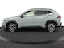 Toyota Corolla Cross Hybrid 140 Dynamic | Apple Carplay/Android Auto | Elektrische Achterklep | Parkeersensoren | Stoel/Stuurverwarming |