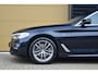 BMW 5-Serie Touring 520i High Executive * M-Sportpakket * Trekhaak * Panoramadak * Comfortstoelen *