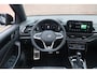 Volkswagen T-Roc 1.5 TSi 150pk DSG R-Line Black Edition | Black Style | App Connect | Panoramadak | Camera | Keyless | Elektrische Achterklep | Matrix LED | Winter Pakket