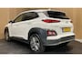 Hyundai Kona Electric EV Fashion 64 kWh|FACELIFT|3-FASE|LEDER|DAKJE|HEAD-UP|ACC|CAMERA|CARPLAY|NAVI|NL- AUTO|NAP|INCL. BTW|1e EIG.|