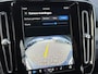 Volvo XC40 Recharge P8 AWD R-Design | Trekhaak | Blis | 360º Camera | Adaptieve cruise controle | Memory | Camera | Warmte Pomp | Stoel + Stuur verwarming |