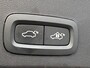 Volvo XC40 Recharge P8 AWD R-Design | Trekhaak | Blis | 360º Camera | Adaptieve cruise controle | Memory | Camera | Warmte Pomp | Stoel + Stuur verwarming |