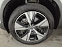 Volvo XC40 Recharge P8 AWD R-Design | Trekhaak | Blis | 360º Camera | Adaptieve cruise controle | Memory | Camera | Warmte Pomp | Stoel + Stuur verwarming |