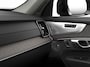 Volvo XC90 2.0 T8 Plug-in hybrid AWD Ultra Dark Automaat / Panoramadak / Luchtvering / 22" velgen / Privacy Glass / Massage stoelen / MY2026
