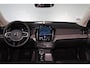 Volvo XC90 T8 Recharge AWD Ultra Dark - Luchtvering - Panorama/schuifdak - IntelliSafe Assist & Surround - 360º Camera - Bowers & Wilkins audio - Adaptieve LED koplampen - Verwarmde voorstoelen, stuur & achterbank - Parkeersensoren voor & achter - Elektr. bedienb. voorstoelen met geheugen - Geventileerde voorstoelen - Head up display - Draadloze tel. lader - Extra getint glas - Elektr. inklapbare trekhaak - 22' LMV