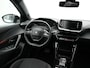 Peugeot e-2008 EV Active Pack 50 kWh | Apple Carplay & Android Auto | Cruise Control | Keyless Start | Lane Assist | Navigatie | DAB |