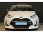 Toyota Yaris 1.5 Hybrid Launch Edition |dealer onderhouden|dodehoek detectie|HUD|leder|camera|