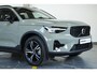 Volvo XC40 B4 Plus Dark | Trekhaak Semi-elektrisch | Adaptieve Cruise Control | Pilot Assist | Verwarmbare voorstoelen | Verwarmbaar stuurwiel | Blind Spot Information System | Verwarmbare voorruit | Parkeercamera | Parkeersensoren voor + achter |