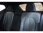 Volvo XC40 B4 Plus Dark | Trekhaak Semi-elektrisch | Adaptieve Cruise Control | Pilot Assist | Verwarmbare voorstoelen | Verwarmbaar stuurwiel | Blind Spot Information System | Verwarmbare voorruit | Parkeercamera | Parkeersensoren voor + achter |