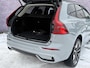Volvo XC60 2.0 T6 Plug-in hybrid AWD Ultra Dark | FACELIFT !! | Trekhaak | LUCHTVERING | Harman/Kardon | 360º Camera | Panorama-Schuifdak | Adaptieve Cruise controle | Blis |