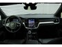 Volvo V60 T6 Automaat Plug-in hybrid AWD Plus Dark | Harman/Kardon Premium Geluidssysteem | Elektrisch Verwarmbare Voorruit | Trekhaak Semi Elektrisch Inklapbaar | Elektrisch Verstelbare Voorstoelen | Stoelverwarming Voor- en Achter | Stuurverwarming | Lederen Bekleding | 360 Graden Parkeercamera | BLIS Dodehoekdetectie |