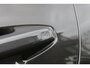 Volvo V60 T6 Automaat Plug-in hybrid AWD Plus Dark | Harman/Kardon Premium Geluidssysteem | Elektrisch Verwarmbare Voorruit | Trekhaak Semi Elektrisch Inklapbaar | Elektrisch Verstelbare Voorstoelen | Stoelverwarming Voor- en Achter | Stuurverwarming | Lederen Bekleding | 360 Graden Parkeercamera | BLIS Dodehoekdetectie |