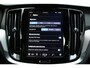 Volvo V60 T6 Automaat Plug-in hybrid AWD Plus Dark | Harman/Kardon Premium Geluidssysteem | Elektrisch Verwarmbare Voorruit | Trekhaak Semi Elektrisch Inklapbaar | Elektrisch Verstelbare Voorstoelen | Stoelverwarming Voor- en Achter | Stuurverwarming | Lederen Bekleding | 360 Graden Parkeercamera | BLIS Dodehoekdetectie |