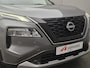 Nissan X-Trail 1.5 e-4orce Tekna Plus 4WD 7p. Automaat / 7 Persoons / Allseason banden / Panoramadak / HUD / Stuur-, Stoel en Achterbank verwarming / Trekgewicht 1650 kg / Rondomzicht camera / Elektrische achterklep /