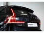 Volvo V60 T6 Plug-in hybrid AWD Plus Dark | Adaptive Cruise Control | 360° Parkeercamera | BLIS | Stoelverwarming | Stuurwielverwarming | Wegklapbare trekhaak | Harman Kardon Premium Audio | Google infotainment | Parkeersensoren voor + achter