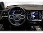 Volvo V60 B4 Plus Dark | Elektrisch verstelbare stoelen | Semi Elektrische Wegklapbare Trekhaak | Stuurverwarming | Adaptive cruise control | Parkeercamera | Parkeersensoren voor + achter | Stoelverwarming | Parkeerverwarming