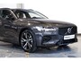 Volvo V60 B4 Plus Dark | Elektrisch verstelbare stoelen | Semi Elektrische Wegklapbare Trekhaak | Stuurverwarming | Adaptive cruise control | Parkeercamera | Parkeersensoren voor + achter | Stoelverwarming | Parkeerverwarming
