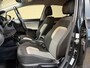 Kia Ceed cee'd Sportswagon 1.6 GDI AUT DynamicLine | Navi | Stoel & Stuur verwarming | Camera | PDC V+A | 16" | Keurig netjes onderhouden!