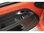 Volkswagen Up! 1.0 BMT high up! Airco | Stoelverwarming | ALL-Season banden | Lichtmetaal | Leuke auto!