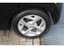 Hyundai i10 1.0 Comfort Smart 5-zits Automaat/Cruise control/Bluetooth/Parkeersensoren/Stoelverwarming/Stuurverwarming/Airco/Licht metalen velgen