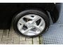 Hyundai i10 1.0 5-zits Automaat/Cruise control/Bluetooth/Parkeersensoren/Stoelverwarming/Stuurverwarming/Airco/Licht metalen velgen