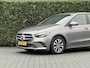 Mercedes-Benz B-klasse 180 Business Solution, NIEUW MODEL, NL AUTO, NAP LOGISCH, LEDER, NAVI, CRUISE, CAMERA, LED, PDC, CLIMATE CONTROL, STOELVERWARMING, LICHTMETAAL 16"