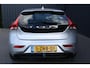 Volvo V40 1.6 T3 150PK Momentum - NAVIGATIE - LAGE KM. STAND - NL AUTO - TREKHAAK