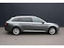 Skoda Superb Combi 1.5 TSI ACT Business Edition Plus - NAVIGATIE - CAMERA - TREKHAAK