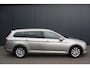 Volkswagen Passat Variant 1.6 TDI EURO 6 Business Edition R - NAVIGATIE - CAMERA - TREKHAAK