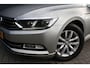 Volkswagen Passat Variant 1.6 TDI EURO 6 Business Edition R - NAVIGATIE - CAMERA - TREKHAAK