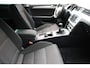 Volkswagen Passat Variant 1.6 TDI EURO 6 Business Edition R - NAVIGATIE - CAMERA - TREKHAAK