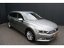 Volkswagen Passat Variant 1.6 TDI EURO 6 Business Edition R - NAVIGATIE - CAMERA - TREKHAAK