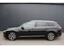 Volkswagen Passat Variant 1.4 TSI Comfortline Business - AUTOMAAT - TREKHAAK - NAVIGATIE