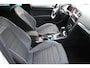 Volkswagen Golf 1.5 TSI Highline Business R - AUTOMAAT - NAVIGATIE - PDC - VIRTUAL COCKPIT - KEYLESS