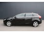 Volvo V40 2.0 D2 EURO 6 Ocean Race Business - LEDER - CAMERA - XENON - NAVIGATIE - TREKHAAK