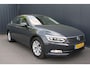 Volkswagen Passat 1.5 TSI Comfortline Business AUTOMAAT - NAVIGATIE - TREKHAAK