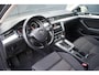 Volkswagen Passat 1.5 TSI Comfortline Business AUTOMAAT - NAVIGATIE - TREKHAAK