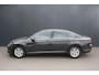 Volkswagen Passat 1.5 TSI Comfortline Business AUTOMAAT - NAVIGATIE - TREKHAAK