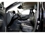Volvo XC40 1.5 T4 Plug-in Hybrid 155kW/211pk DCT7 Plus Dark FACELIFT! HARMAN/KARDON PREMIUM + EL.TREKHAAK + CLIMA + CRUISE + NAVI SENSUS + LANE ASSIST + SPORTSTOELEN + KEYLESS ENTRY&GO + EL.ACHTERKLEP + CAMERA + PD-GLASS + PARKSENSOREN V&A + 18" LM-VELGEN!!