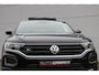 Volkswagen T-Roc 2.0 TSI 4Motion R-Line DSG 190PK (Panoramadak VirtualCockpit Carplay ACC Keyless Camera Full-Led Trekhaak 19InchLMV PrivacyGlass)