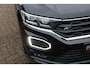 Volkswagen T-Roc 2.0 TSI 4Motion R-Line DSG 190PK (Panoramadak VirtualCockpit Carplay ACC Keyless Camera Full-Led Trekhaak 19InchLMV PrivacyGlass)
