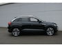 Volkswagen T-Roc 2.0 TSI 4Motion R-Line DSG 190PK (Panoramadak VirtualCockpit Carplay ACC Keyless Camera Full-Led Trekhaak 19InchLMV PrivacyGlass)